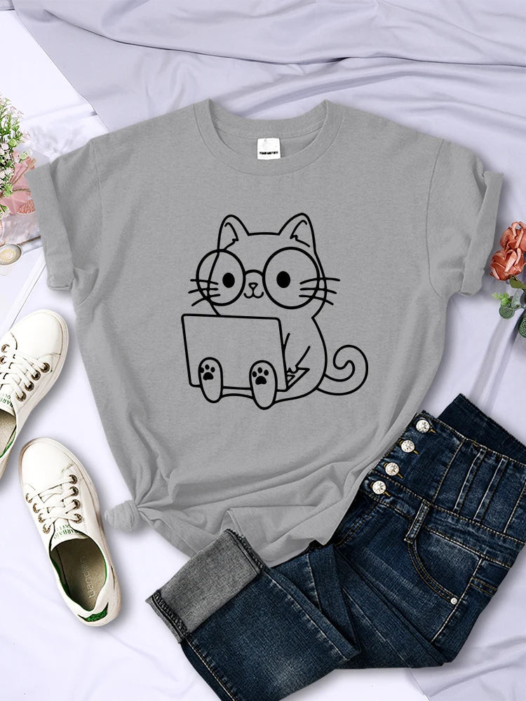 Cat Study T-Shirt