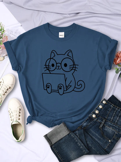 Cat Study T-Shirt