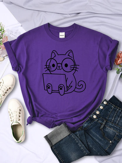 Cat Study T-Shirt